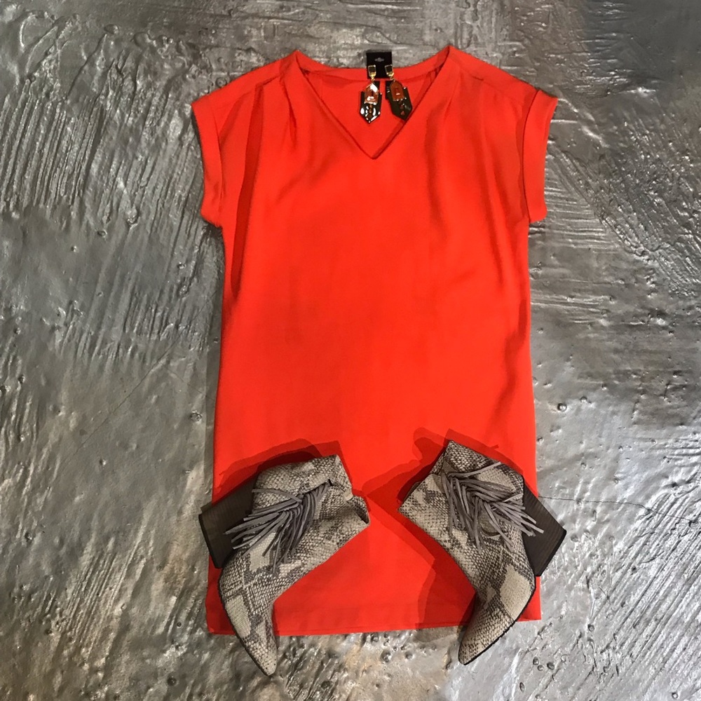 Snakeskin gray Boots/mng orange dress/earrings